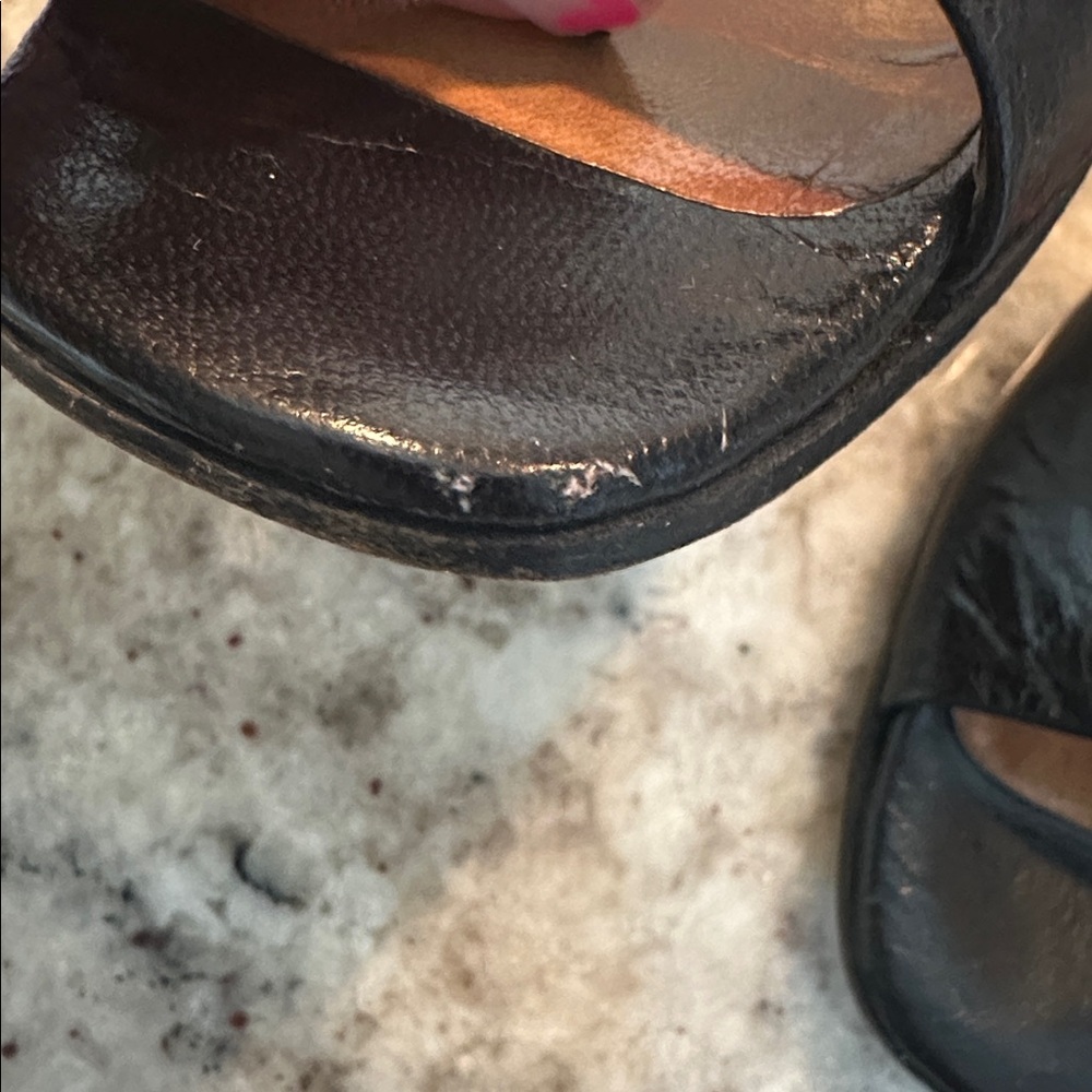 Martinique Black and Tan Wedge Sandals - Picture 7 of 13